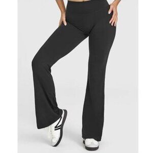 Like New - SoftMotion Flared Bottoms (Soft Black) sz S short